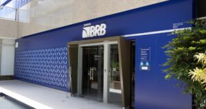 BRB Abre Mão de Lutar: Decisão do Banco Central Bloqueia Compra do Banco Master!
