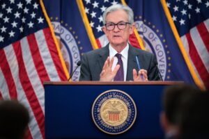O Impacto Explosivo da Decisão de Taxa de Juros do Fed em 17 de Setembro sobre Cripto, Ouro e Ações!