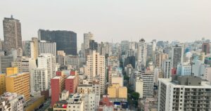 SP atinge marco histórico: 130 mil apartamentos novos! Descubra onde estão!