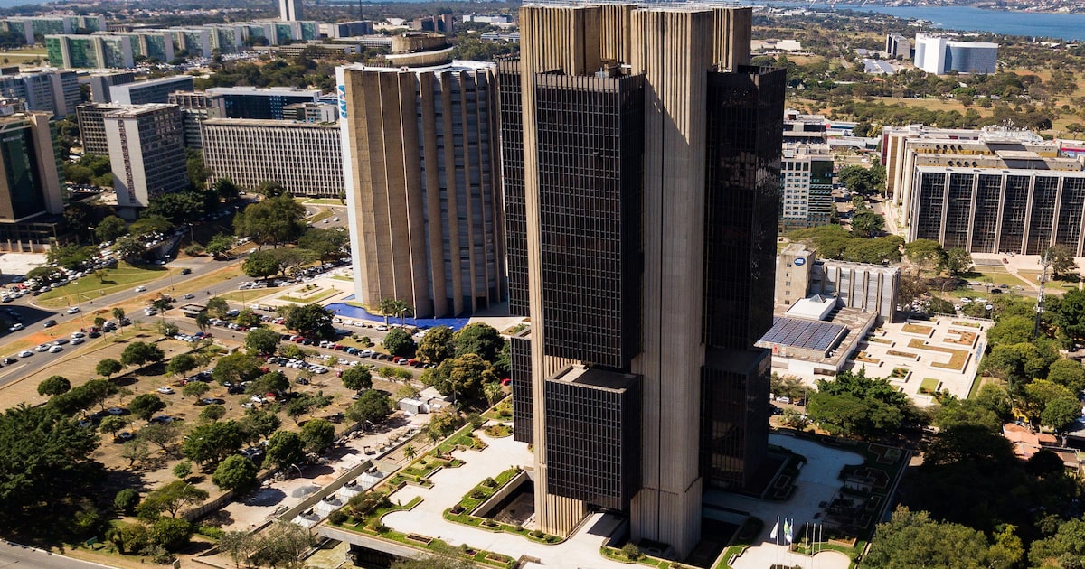 4FZCQ2O25BDXJEP4FG3I3UWOLU