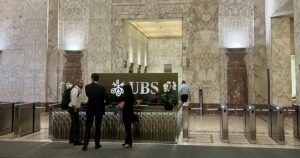 Estrangeiros em Alerta: UBS BB Revela Tensão Antes de Investir no Brasil!
