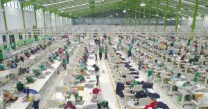China em Alerta: 200 Milhões de Trabalhadores Temporários e o Perigo Global!
