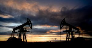 Opep+ Surpreende e Acelera Produção de Petróleo em Um Ano!
