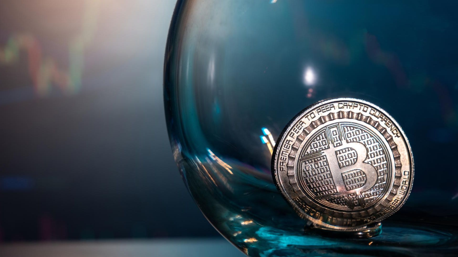 Bitcoin em jarra de vidro