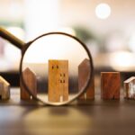 Casas e predios de madeira