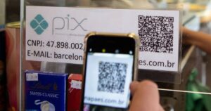 Pix parcelado: a revolução que ameaça os cartões de crédito no Brasil!