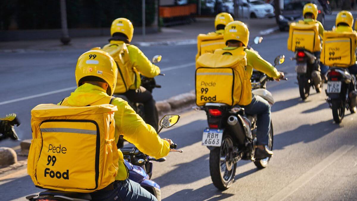 Entregadores da 99 Food delivery da 99 no Brasil. Foto Divulgacao