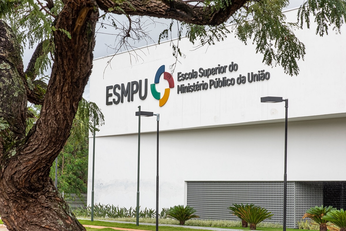 Escola Superior do Ministerio Publico da Uniao