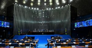 Senado Acelera Projeto Contra Devedores Infiéis após Megaoperação da PF! Descubra os Detalhes!