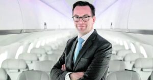 Avelo faz pedido bombástico de R$ 4,4 bi por até 100 jatos da Embraer!