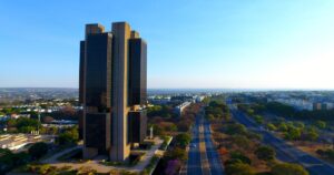 Juros a 15%: Decisão Unânime e Chocante que Reflete o Barato da Política Fiscal!