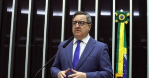 Fraude no INSS: Câmara Decide Proibir Descontos em Benefícios e Revela Escândalo!