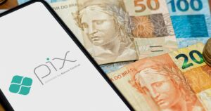 Pix explode com 290 milhões de transações em um único dia; descubra a quantia impressionante!