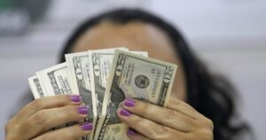 Dólar em Queda Livre: O Alerta que Ninguém Ignora!