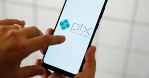 Contas Laranja em Crise: BC Resiste a Punir CPFs e Pix Pode Ser Bloqueado!