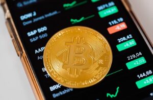 Veteranos Celebram a Ascensão do Bitcoin, Enquanto Novatos Choram a Chance Desperdiçada!