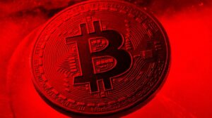 Bitcoin despenca para menos de US$ 110.000: surge uma tsunami de liquidações!