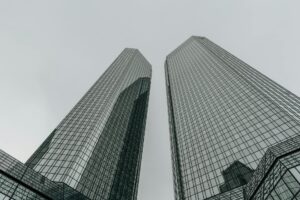 Alerta do Deutsche Bank: Bitcoin Pode Revolucionar os Bancos Centrais!