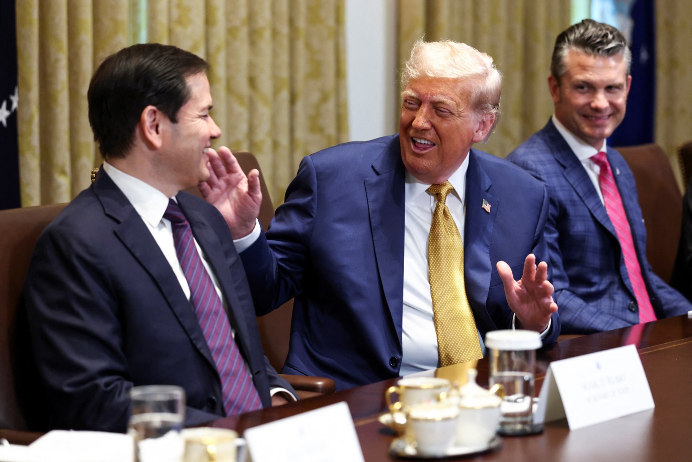 Trump busca "superar conflitos" com o Brasil em reunião explosiva com Lula, revela Rubio! 4 2025 07 08T174351Z 1578654138 RC2HIFAR1FI3 RTRMADP 3 USA TRUMP