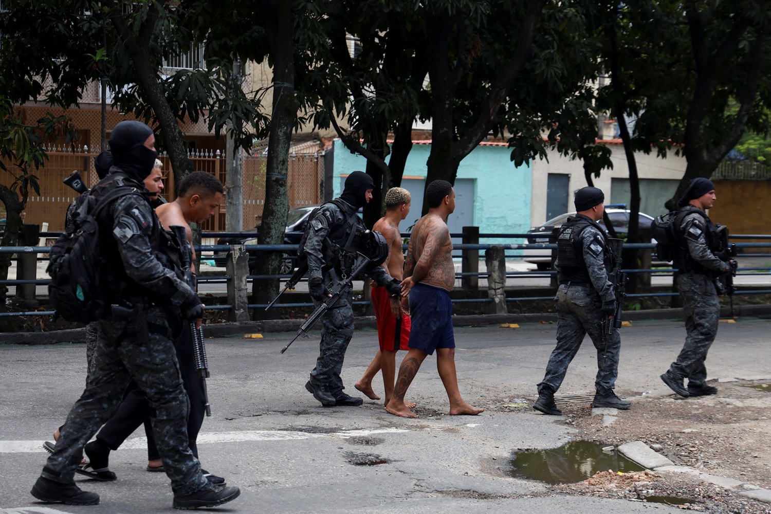 Tragédia no Rio: Megaoperação extermina mais de 60 vidas do CV! 2 2025 10 28T154639Z 743868207 RC23LHASAO1Q RTRMADP 3 BRAZIL VIOLENCE