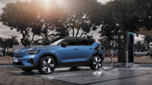 Viajar de carro elétrico? Descubra o que pode te surpreender! 13 8