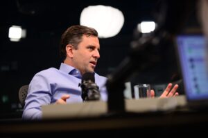 Jalles Machado: A Resistência Contra o Tarifaço de Trump!