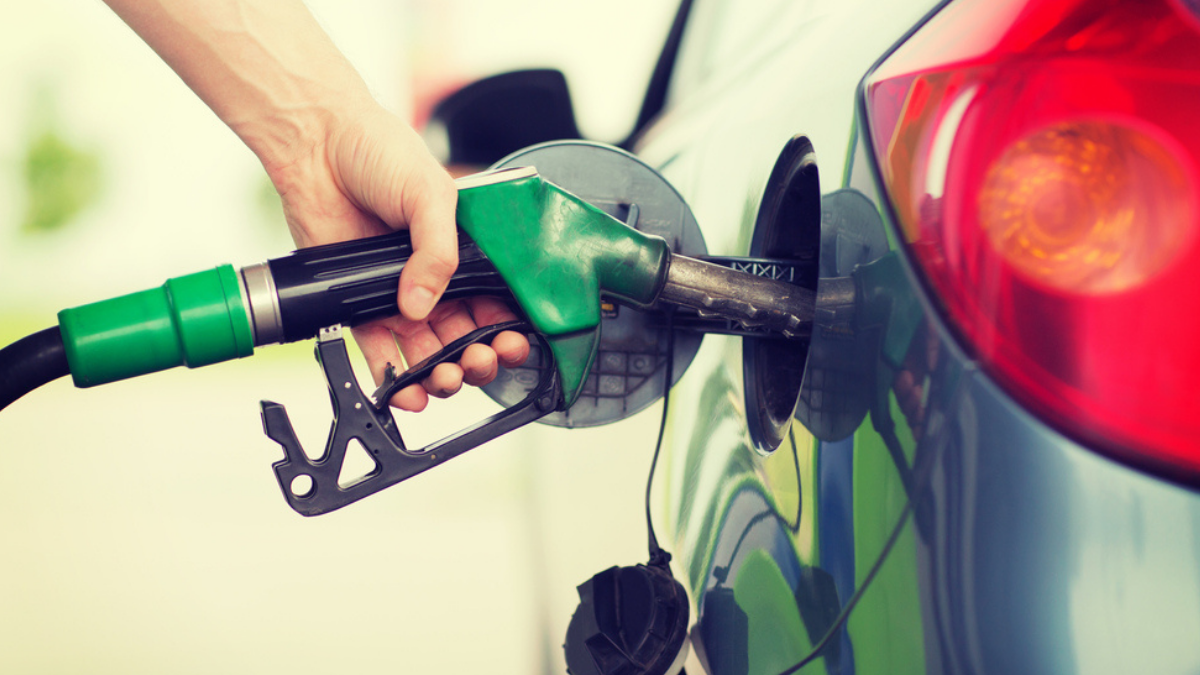 Petrobras Surpreende e Reduz Preço da Gasolina em 4,9%: Um Alívio Para os Motoristas! 2 Gasolina