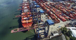 Empresas se preparam para batalha judicial após leilão explosivo do Tecon 10 em Santos!