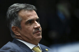 Ciro Nogueira: “Lula é um avião solo e já domina a corrida de 2026!”