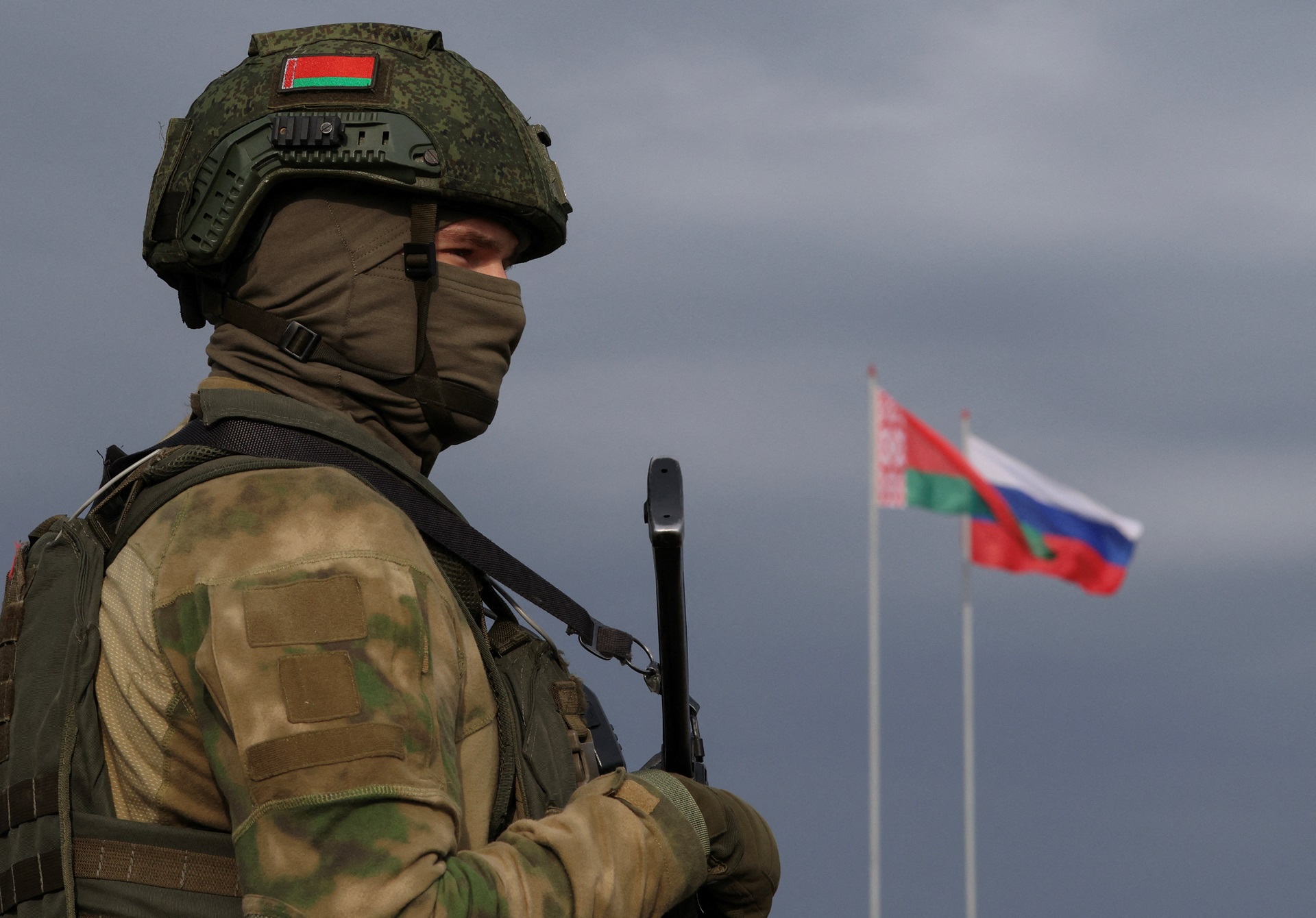 2025 09 16T133558Z 1 LYNXNPEL8F0MO RTROPTP 4 BELARUS RUSSIA DRILLS