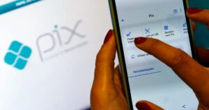 Economia Surreal: R$ 117 Bilhões Economizados em 5 Anos com o Pix!