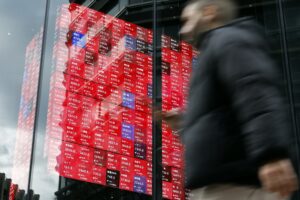 Mercados Asiáticos Abrindo com Nervosismo: Expectativa Apreensiva pelos Novos Dados!