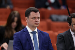 Anderson Torres clama por proteção em meio a ameaças: pede para cumprir pena na PF ou na PM!