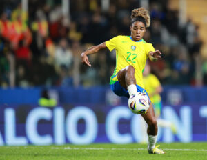 Descubra Onde Assistir ao Amistoso e as Escalações Bombásticas!