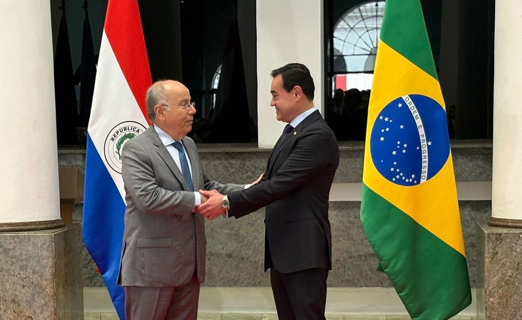 Brasil e Paraguai: O Futuro de Itaipu em Jogo em Dezembro! 2 54930139918 b19b5c85d1 b