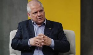 Ex-presidente do INSS em Caldeirão: PF Realiza Prisão Surpreendente!