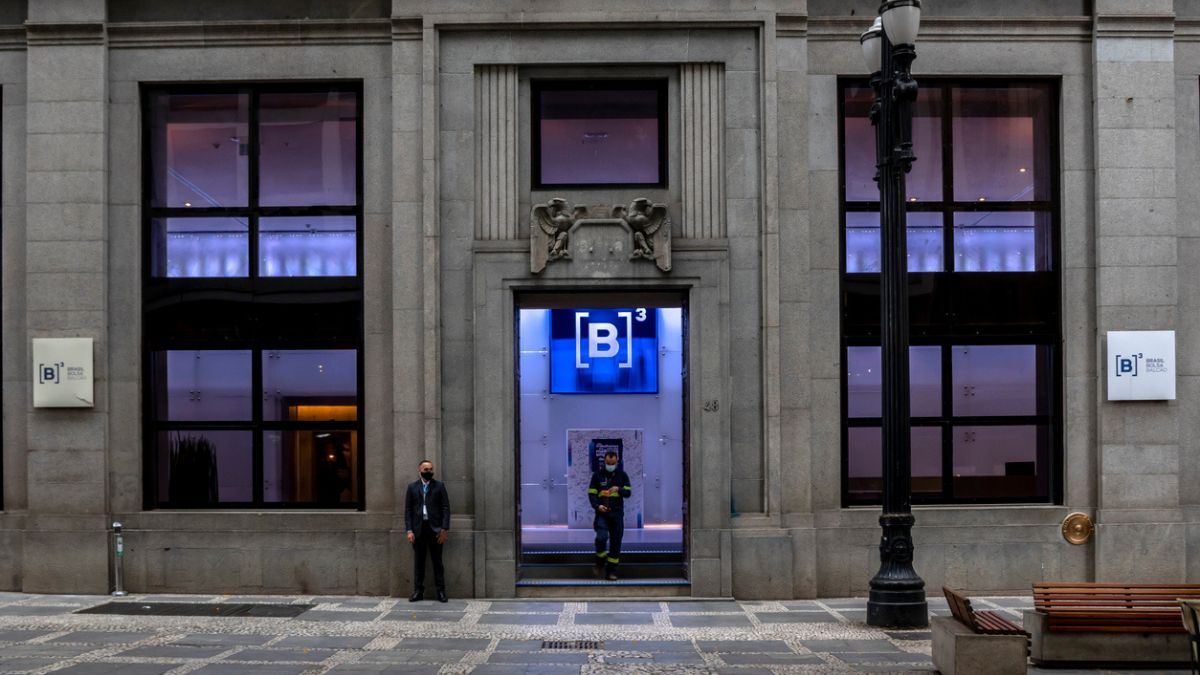 Bolsa em Crise: A Seca dos IPOs Persiste Mesmo com o Novo Regime da B3! Descubra os Riscos e Vantagens! 2 B3 bolsa de valores acoes mercados. Foto iStock 2