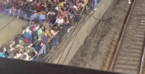 Caos na Linha 11-Coral: Falha em Trem Prejudica Expresso Aeroporto!