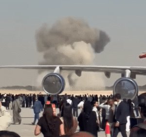 Caça indiano despenca em feira aérea em Dubai; tragédia com piloto!