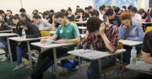 Fuvest: Domingão de Desafios! Descubra os Cursos Mais Disputados!