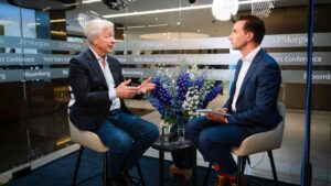 Revolta Bitcoin: Comunidade convoca boicote ao JPMorgan após desvalorização – ‘Fechem Contas Agora!’