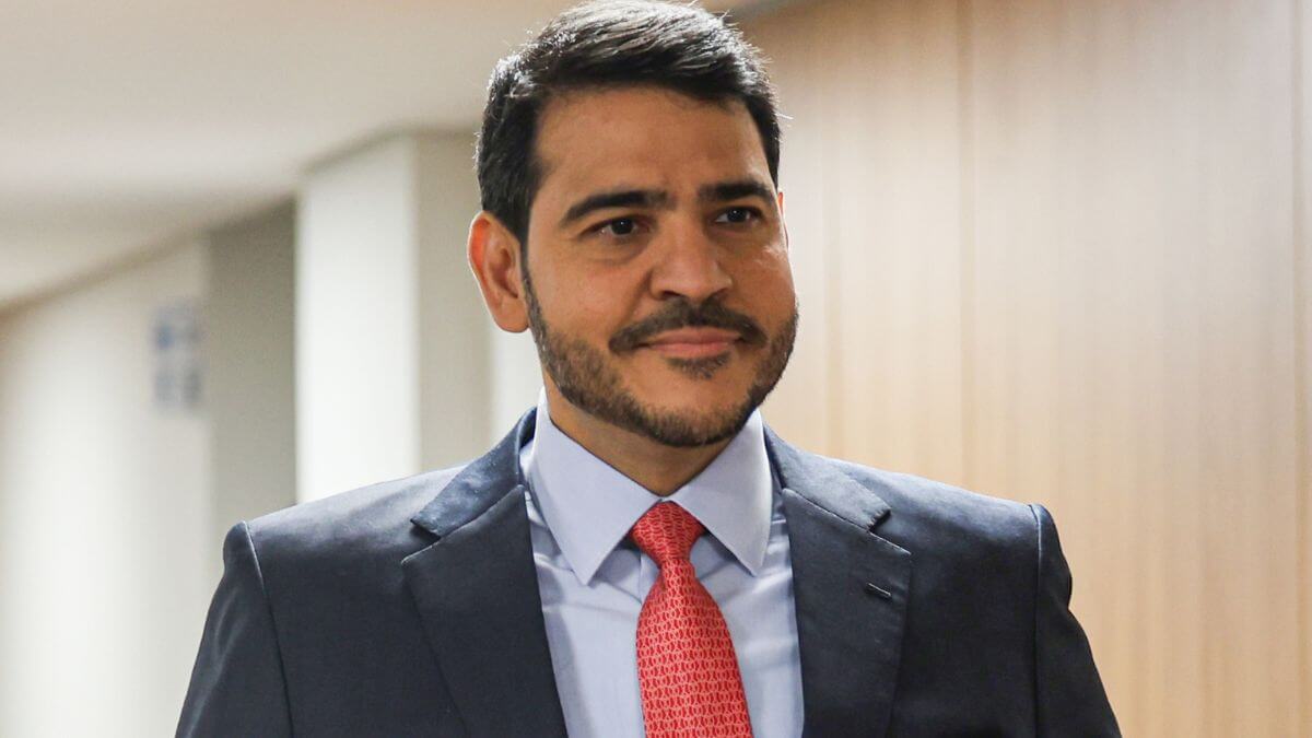 Lula Surpreende e Indica Jorge Messias para o STF: A Escolha Polêmica que Pode Transformar o Judiciário! 4 Jorge Messias