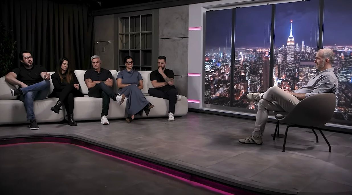 Segredos Revelados: Erros que Estão Sabotando Bertuzzo no Day Trade! 1 Os cinco conselheiros. Aliakyn Pereira Mari Damaceno Marcio Kieling Marcielli Mota e Marcelo Carvalh