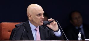 Moraes Interrompe Acordo Bombástico entre Eletrobras e União; Caso Debate Crítico no Plenário!