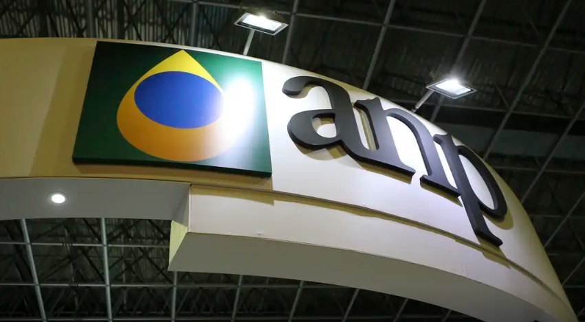 Urgência Adiada: Julgamento dos Diretores no Caso Refit se Arrasta! 2 anp