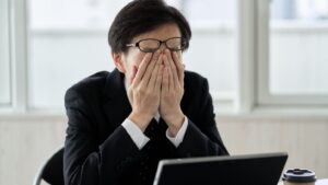 chefe atordoado 1200x675 1