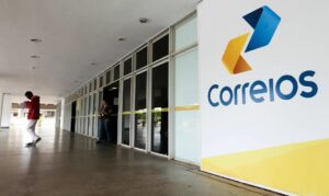 <p><strong>Calamidade à Vista: Crise nos Correios Alerta para Déficit de R$ 9,2 Bilhões em Estatais em 2025!</strong></p>