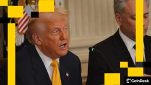 A Volta de Trump Revoluciona Diretrizes Cripto nos EUA!