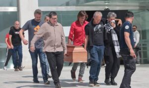 Irmã defende: ‘Ele não é um monstro’ após assassinato brutal do pai, ex-deputado do PT!