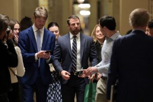 Senador Republicano Revela: Trump Não Planeja Ação Militar na Venezuela!